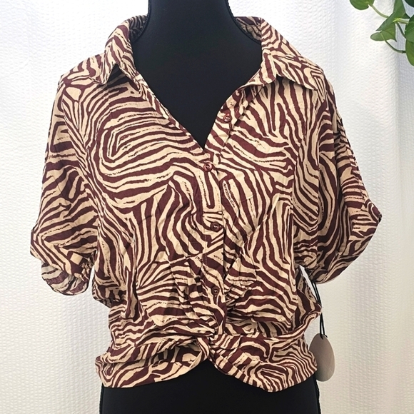 Milk & Honey Zebra Print Button-Up Top  Size XL - Picture 1 of 5
